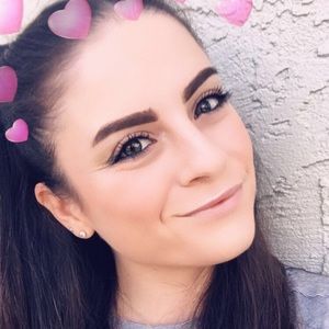 Meet your Posher, Paige